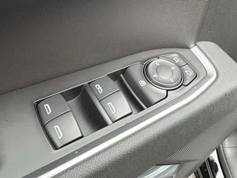 New 2026 GMC Sierra 1500 Elevation AWD/4WD image 9