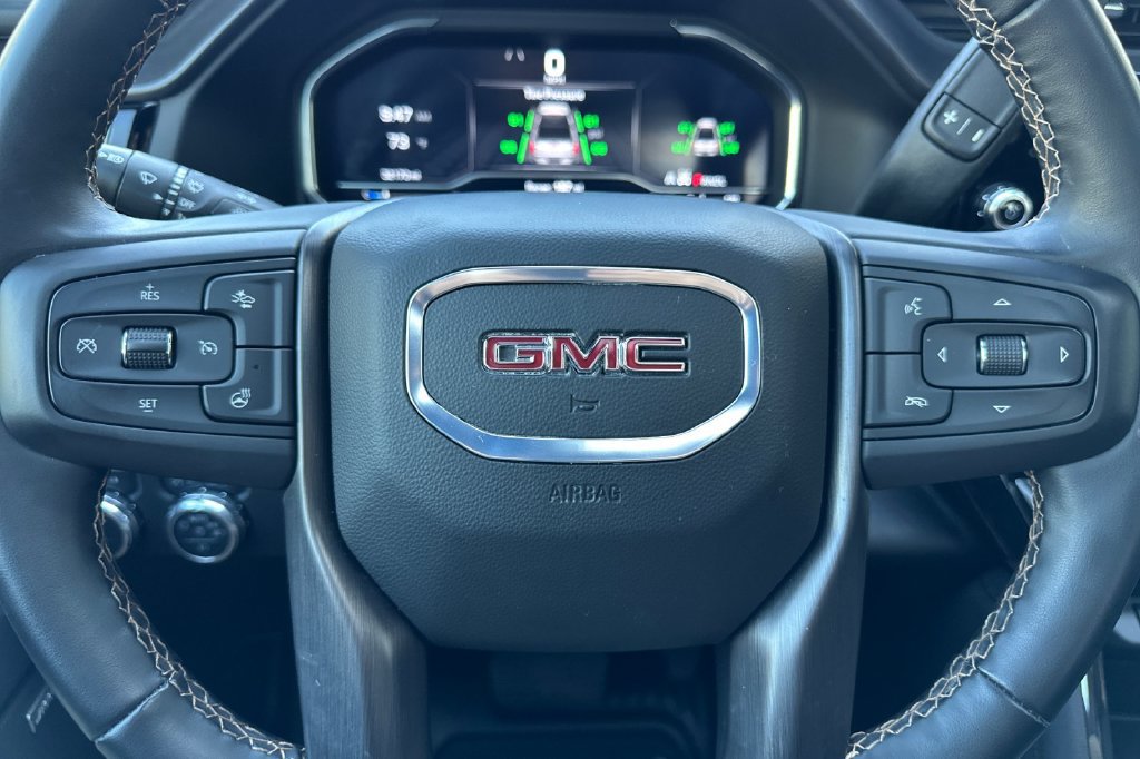 Used 2025 GMC Sierra 2500 AT4 w/ AT4 Premium Plus Package AWD/4WD image 25