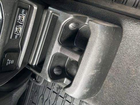 Used 2024 Jeep Grand Cherokee L Altitude image 23