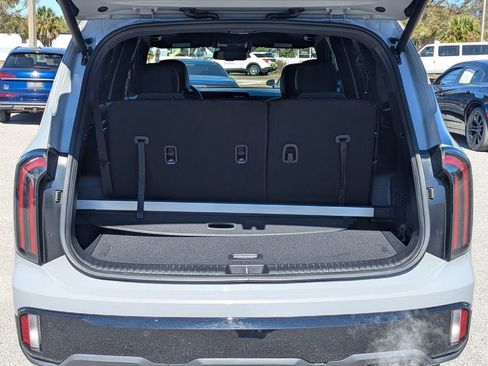Certified 2025 Kia Telluride EX X-Line image 7
