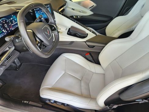 Used 2024 Chevrolet Corvette Stingray Preferred Cpe w/ 2LT image 18