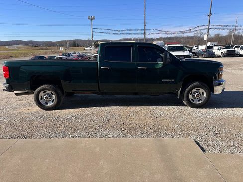 Used 2016 Chevrolet Silverado 2500 W/T image 2
