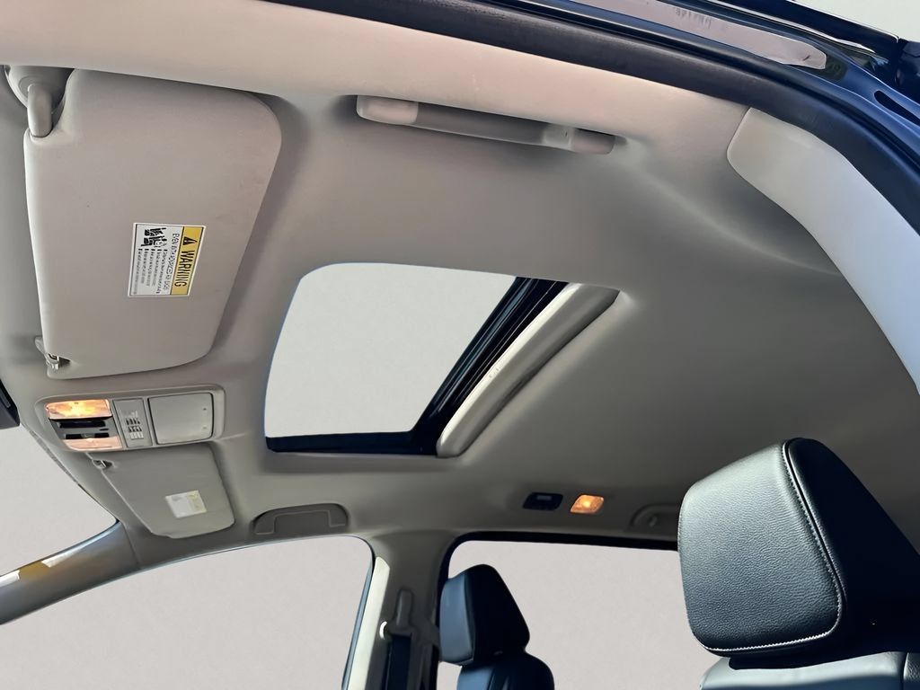Used 2025 Honda Odyssey EX-L image 22