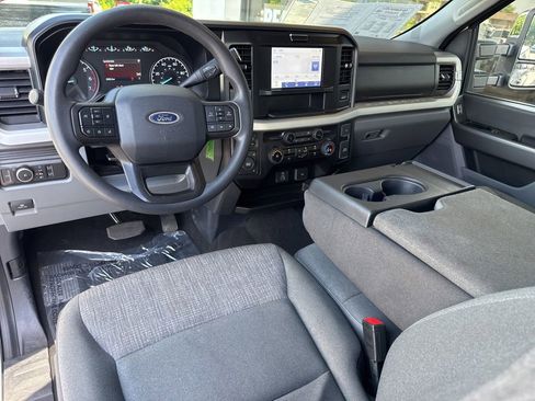 Used 2025 Ford F250 XLT AWD/4WD image 19