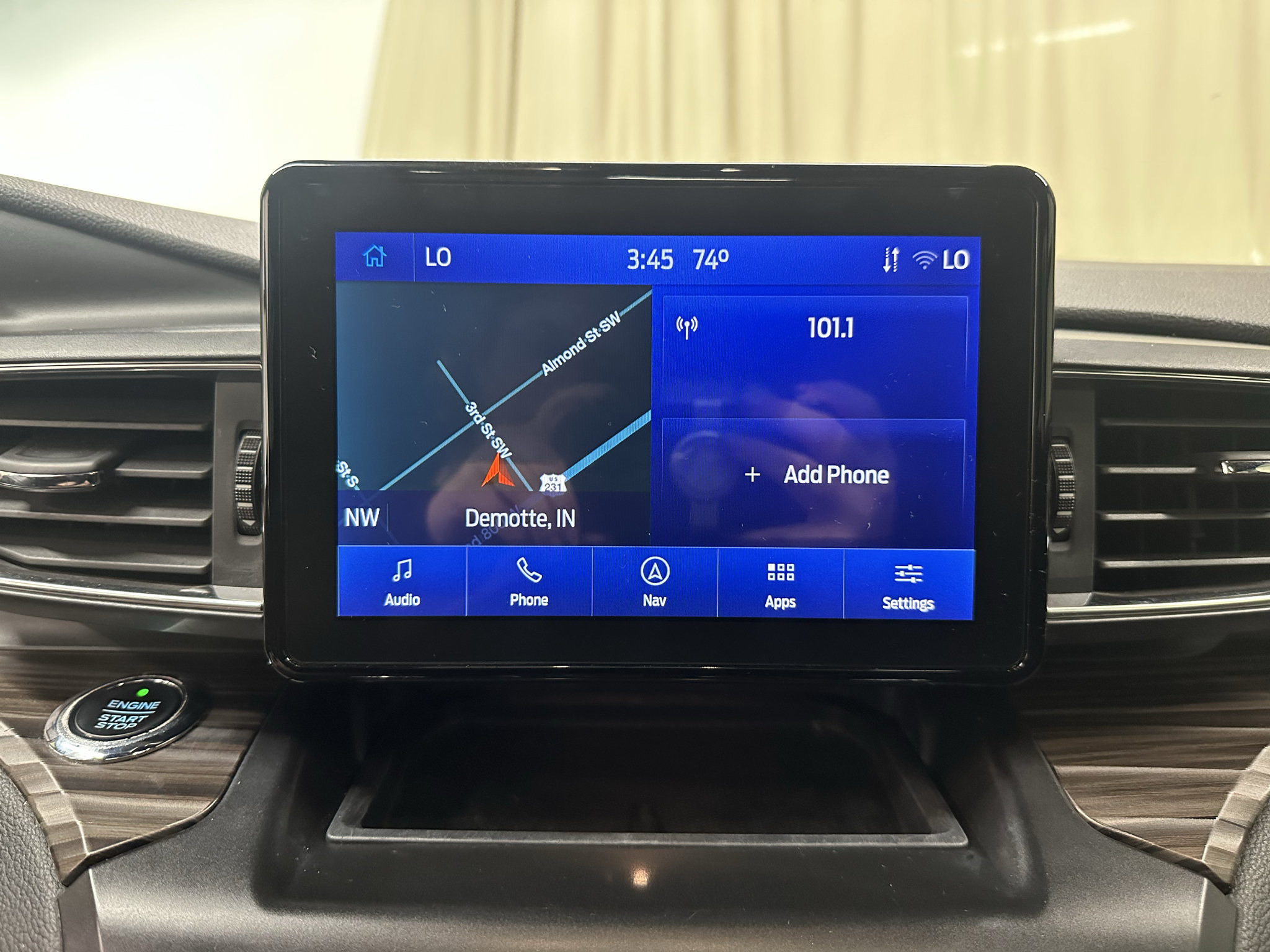 Used 2020 Ford Explorer Limited w/ Class III Trailer Tow Package AWD/4WD image 29