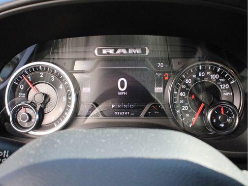 Used 2021 RAM 1500 Big Horn AWD/4WD image 17