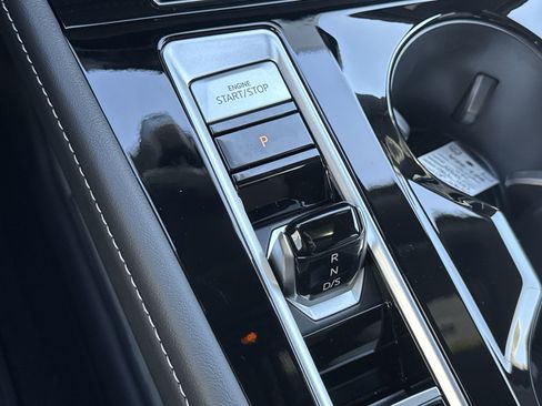 New 2026 Volkswagen Atlas Cross Sport SEL image 16