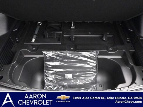 New 2026 Chevrolet Equinox EV LT image 18