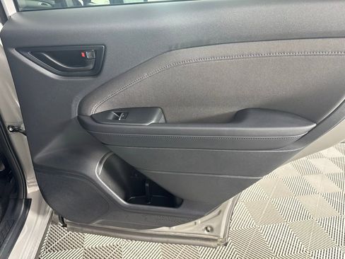 Used 2025 Subaru Forester Premium w/ Convenience Package #1 image 25