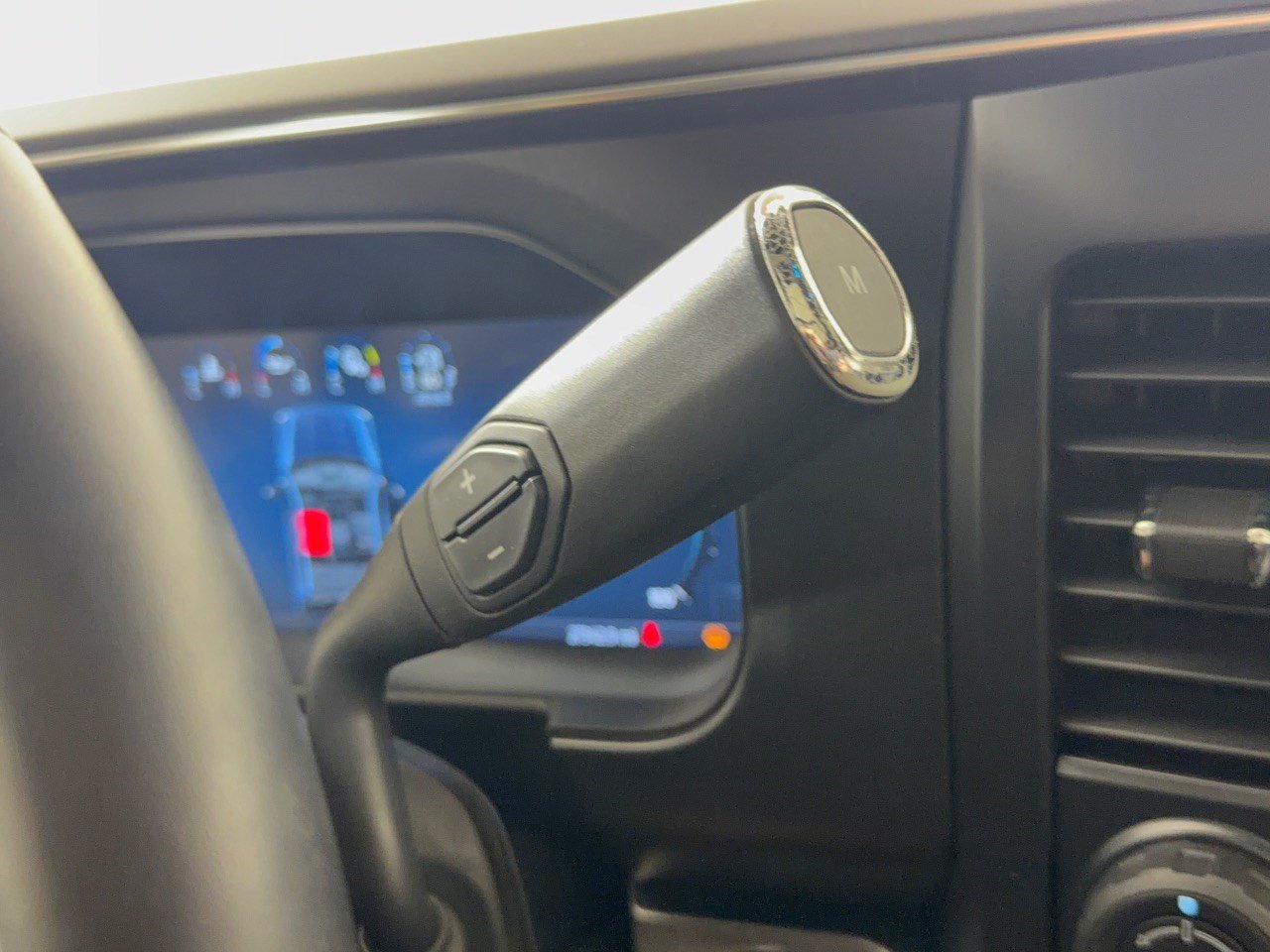 Used 2025 Ford F250 Platinum AWD/4WD image 21