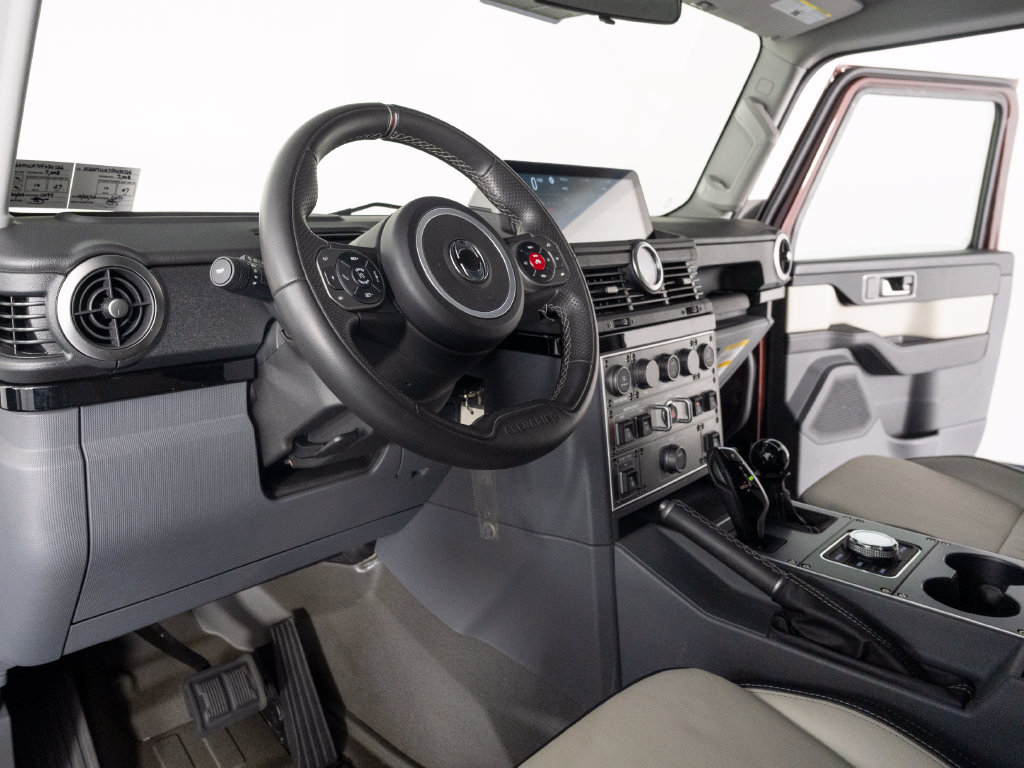 Used 2025 INEOS Grenadier Station Wagon AWD/4WD image 27