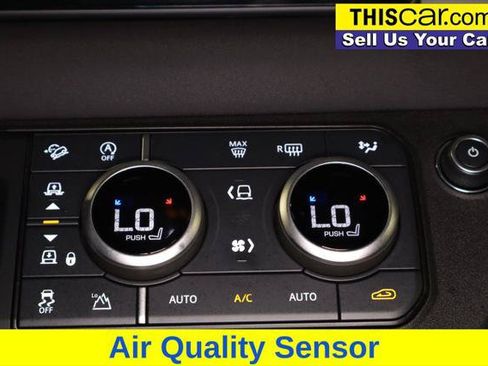 Used 2023 Land Rover Defender 110 S AWD/4WD image 20