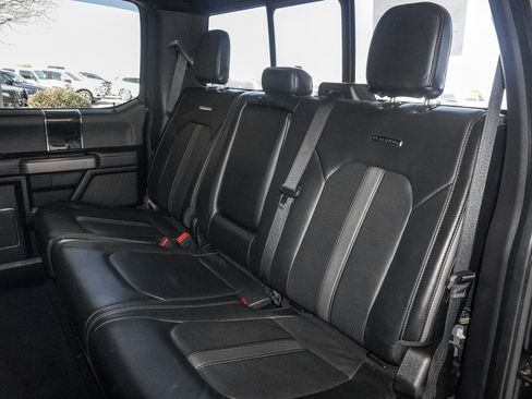 Used 2020 Ford F450 Platinum w/ FX4 Off-Road Package image 38