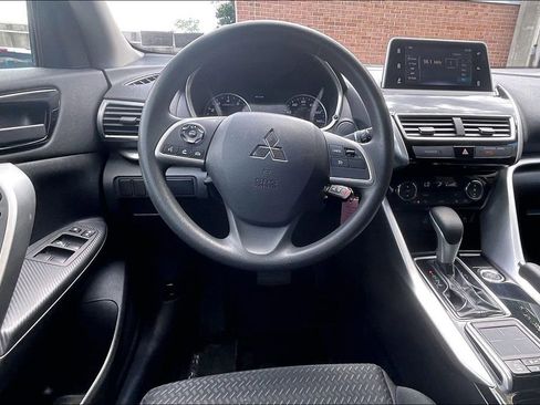 Used 2018 Mitsubishi Eclipse Cross LE AWD/4WD image 5