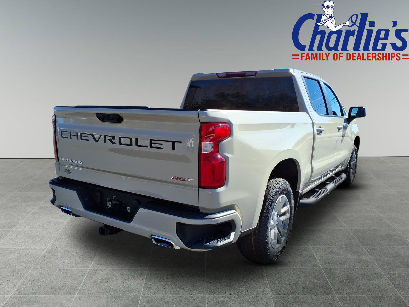 New 2026 Chevrolet Silverado 1500 RST w/ Z71 Off-Road Package AWD/4WD image 4