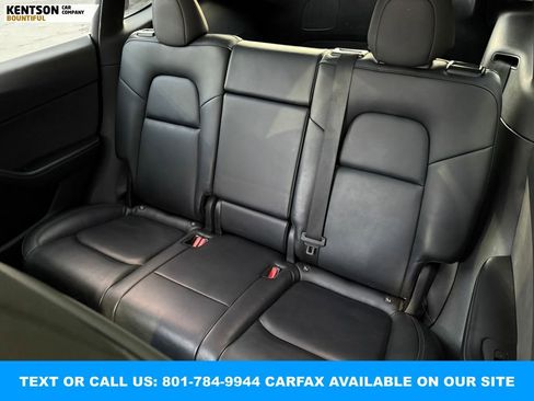 Used 2022 Tesla Model Y Long Range image 26