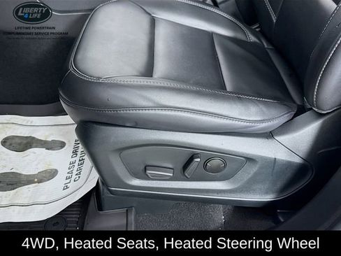 Used 2023 Ford Explorer XLT w/ Equipment Group 202A image 19