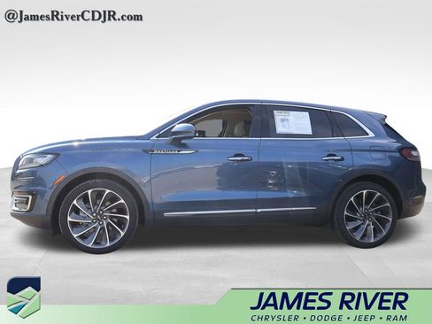 Used 2019 Lincoln Nautilus Reserve AWD/4WD image 2