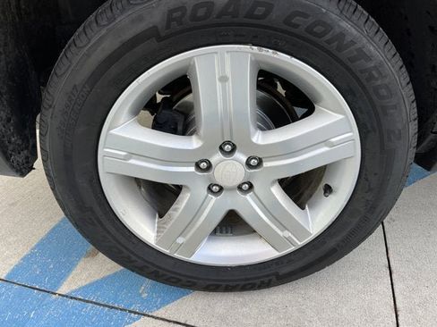 Used 2010 Subaru Forester 2.5X Limited image 24