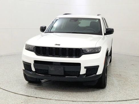 Used 2021 Jeep Grand Cherokee L Laredo image 2