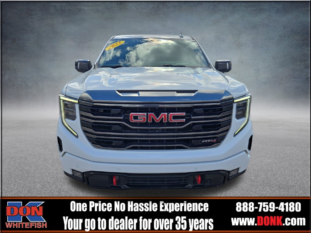 Used 2023 GMC Sierra 1500 AT4 w/ AT4 Premium Package AWD/4WD image 3