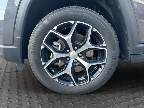 Used 2024 Jeep Compass Limited AWD/4WD image 35