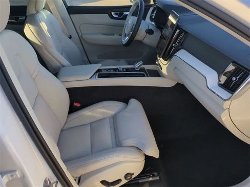 New 2026 Volvo XC60 B5 Ultra w/ Protection Package Premier image 14