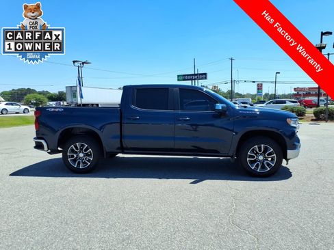 Used 2022 Chevrolet Silverado 1500 LT AWD/4WD image 6
