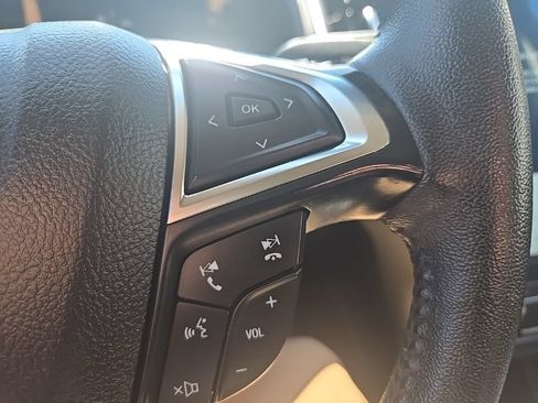Used 2024 Ford Edge SEL AWD/4WD image 15