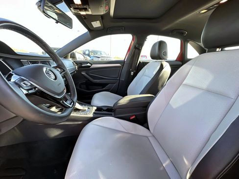 Used 2021 Volkswagen Jetta R-Line image 22