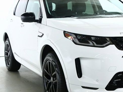 Used 2025 Land Rover Discovery Sport S image 12