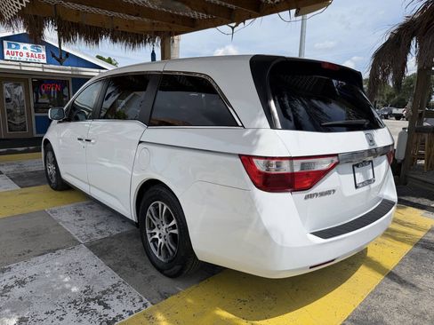 Used 2011 Honda Odyssey EX-L image 8
