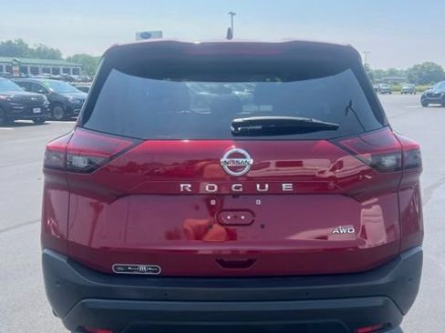 Used 2021 Nissan Rogue S AWD/4WD image 6