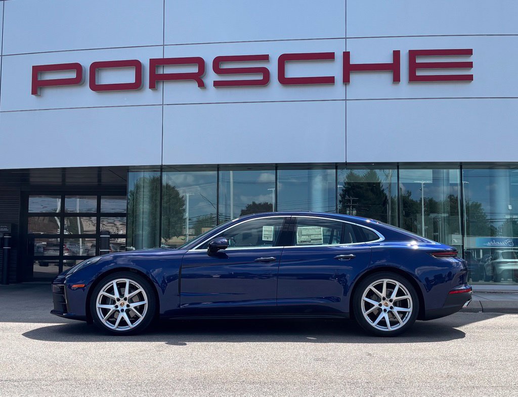New 2026 Porsche Panamera 4 AWD/4WD image 2