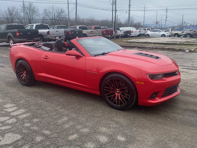 Used 2014 Chevrolet Camaro SS w/ RS Package RWD image 2