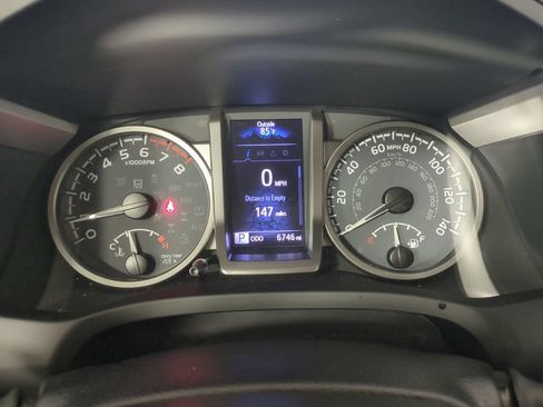 Used 2023 Toyota Tacoma SR5 w/ Technology Package AWD/4WD image 32
