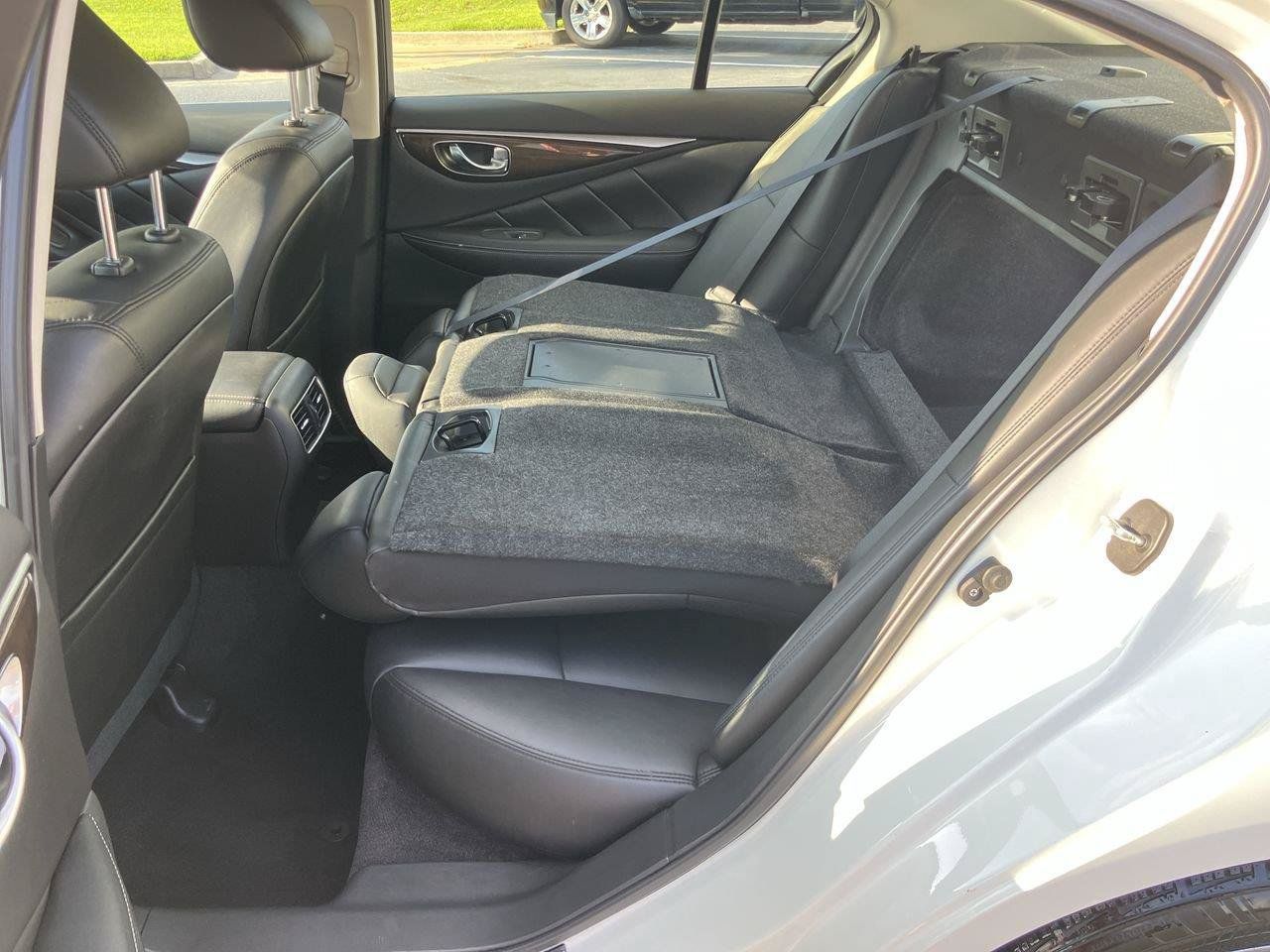 Used 2019 INFINITI Q50 Luxe w/ Essential Package (3.0T Luxe) AWD/4WD image 25
