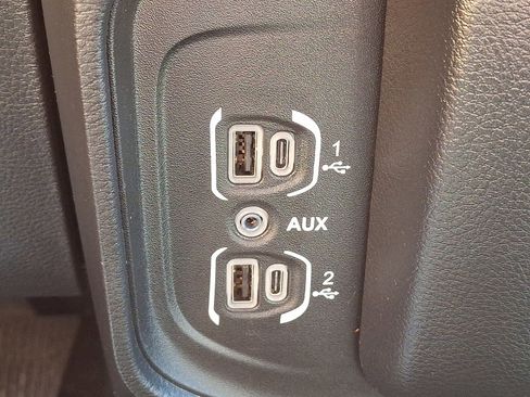 Used 2022 RAM 1500 Big Horn image 23