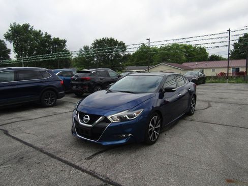 Used 2018 Nissan Maxima Platinum FWD image 3