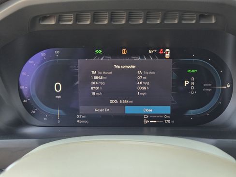 Certified 2025 Volvo XC90 T8 Core w/ Protection Package image 23