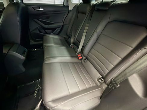 Used 2021 Volkswagen Jetta SE image 13