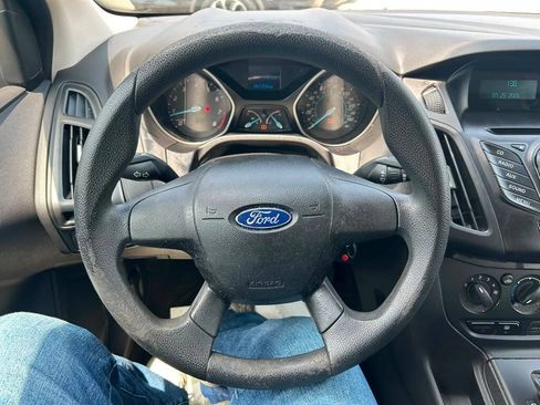 Used 2012 Ford Focus S FWD image 13