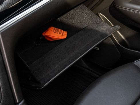 Used 2025 Cadillac XT6 Sport image 19