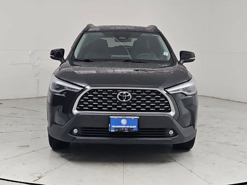 Used 2024 Toyota Corolla Cross XLE AWD/4WD image 9