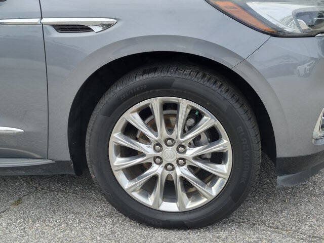 Used 2018 Buick Enclave Premium w/ Trailering Package FWD image 9