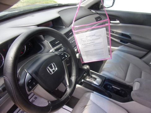 Used 2009 Honda Accord EX-L image 3