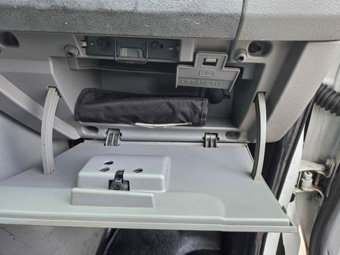 Used 2012 Ford E-350 and Econoline 350 XL w/ PWR Windows & Locks Group image 19