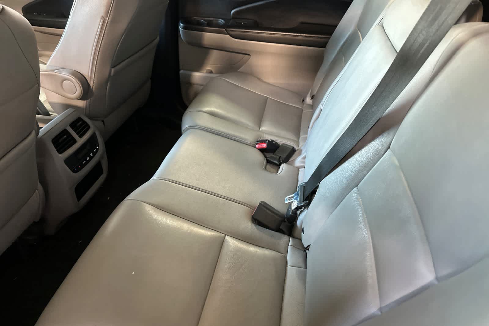 Used 2016 Honda Pilot EX-L image 5