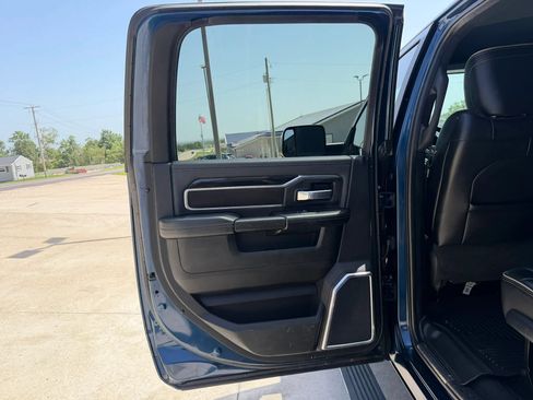 Used 2022 RAM 2500 Laramie AWD/4WD image 35