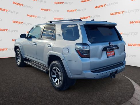 Used 2020 Toyota 4Runner TRD Off-Road Premium AWD/4WD image 3